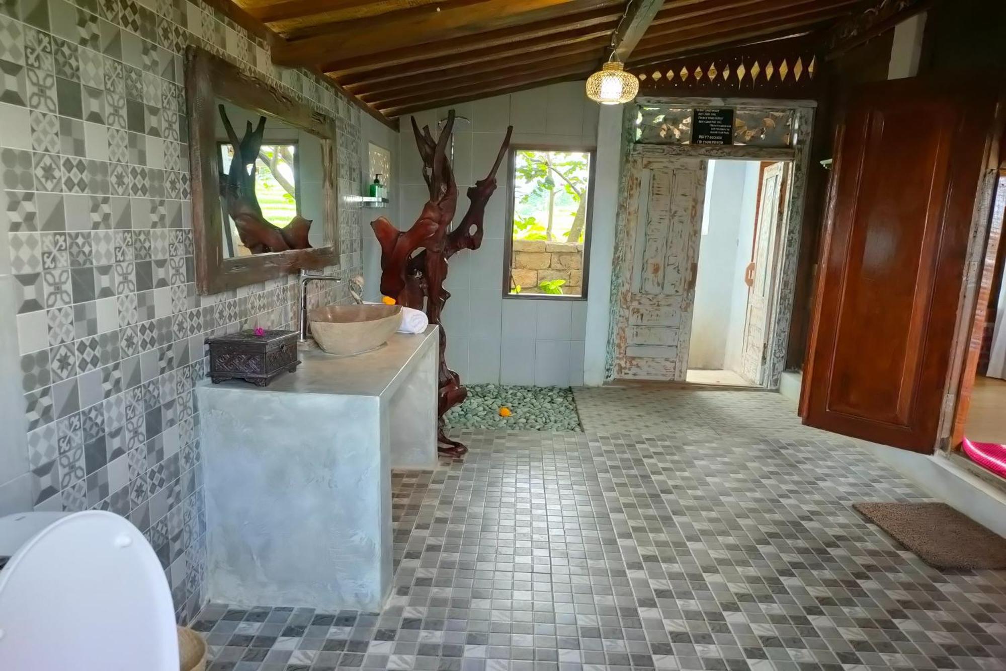 KTS Wanaprasta Resort Selemadeg Exterior foto